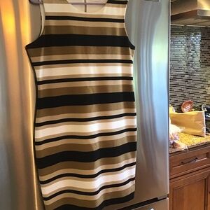 Calvin Klein women’s sleeveless lined dress